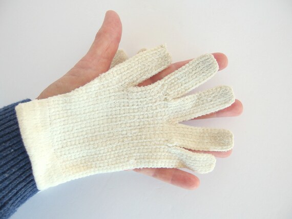 Off White Vintage Girls' Knit Winter Dress Gloves - image 7