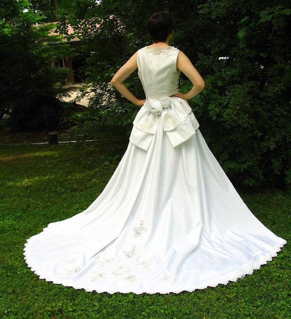 Eco Wedding Dress With Detachable Train Upcycled Refashioned Bridal Gown Fits Size 6 Small R62 Etsy UK