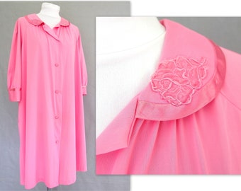 Aristocraft Pink Robe - Vintage Short Slinky Peignoir with Three Quarter Sleeves, Fits Size Small to Medium