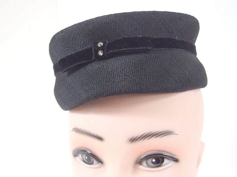 Vintage Black and White Pillbox Hat 