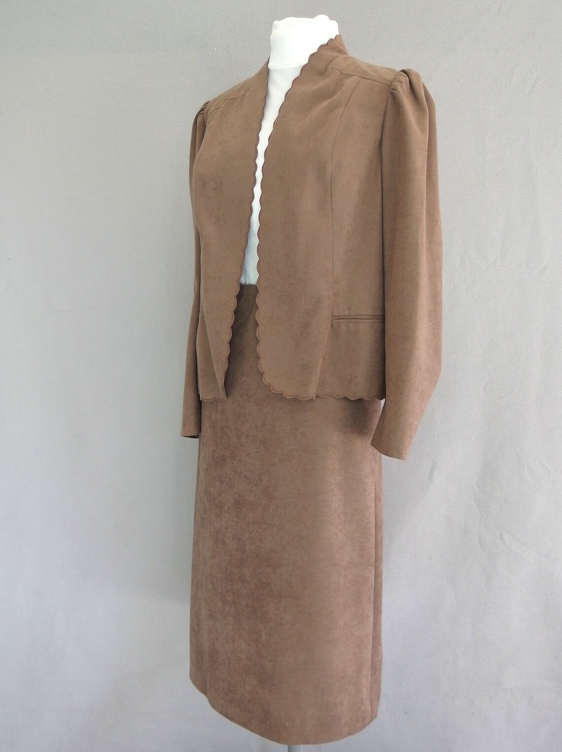 Medium Pierre Balmain 1970s Brown Velvet Skirt Suit