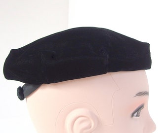 Vintage Black Velvet Beret Tilt Hat with Button Detail