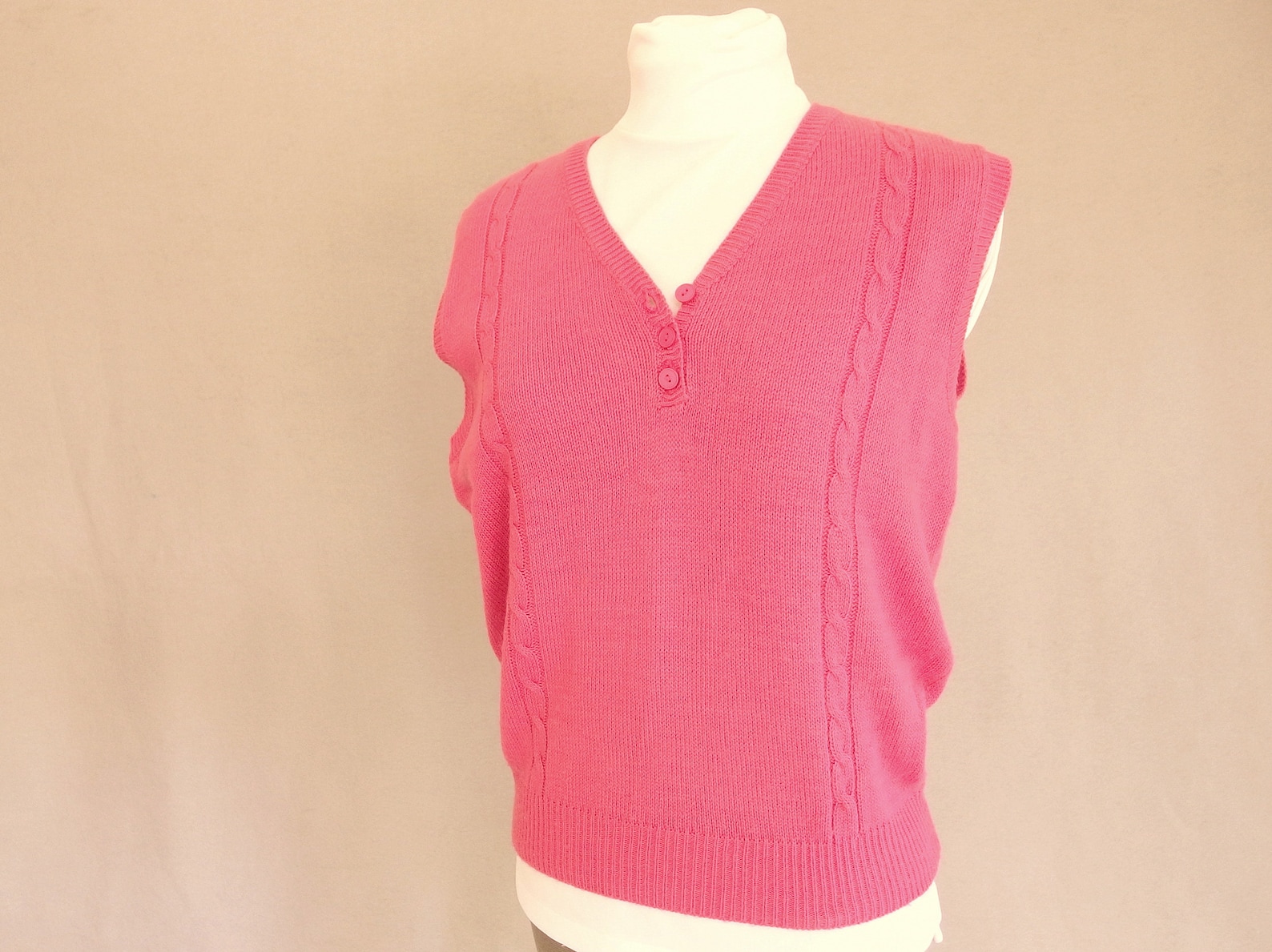 pink sweater vest womens