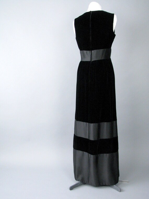 Vintage 1960's Black Velvet Party Prom Dress Form… - image 4