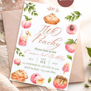 Puede incluir: Un letrero de madera rústica con el texto "Welcome to our home" en letras blancas. El letrero presenta un acabado envejecido y un diseño simple y acogedor, perfecto para la decoración de la entrada.