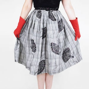 1950s Vintage Taffeta Full Skirt with Flocked & Glittered Fans 27.5&quot; waist - VFG Member - Pink Heart Shop