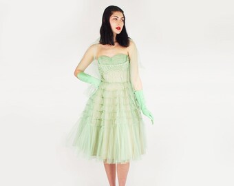 50s 60s Green Tulle, Lace & Taffeta Strapless Full Skirt Formal Dress + Shawl S • Ethereal Frothy Prom Dress • VFG