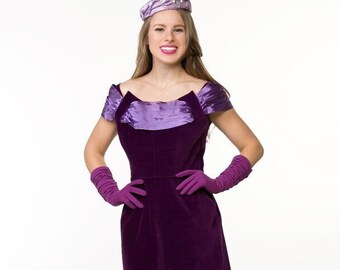1950s Purple Velvet Sheath Dress with Satin Neckline - Vintage Cocktail Party Dress - S - VFG Member