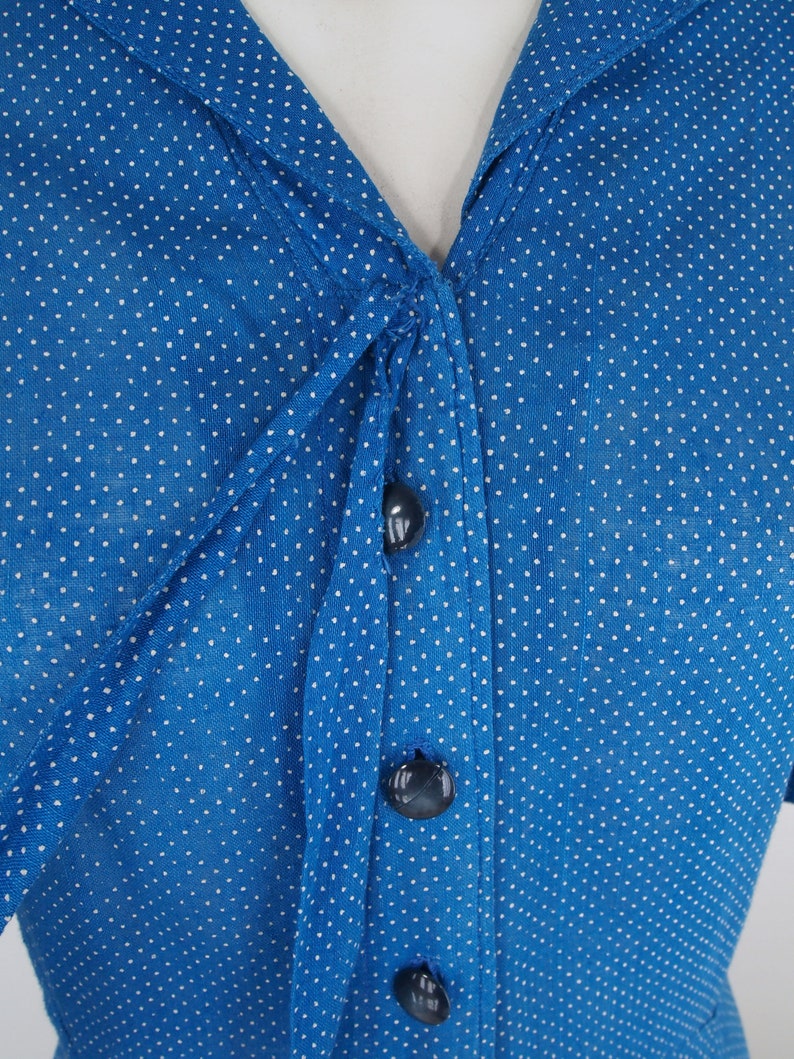 50s Blue Pin Dot Cotton Gauze Shirtwaist Dress with Bow at Neck XL