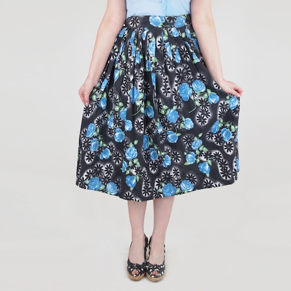 1940s Blue & Black Flower Cotton Full Skirt 24" Waist - Dramatic Floral - VFG Member