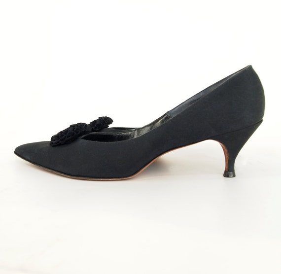 Kitten heel shoes canada cheap