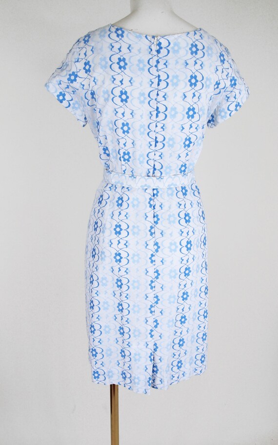 60s Cotton Sheath Dress with Blue Flower Embroide… - image 4