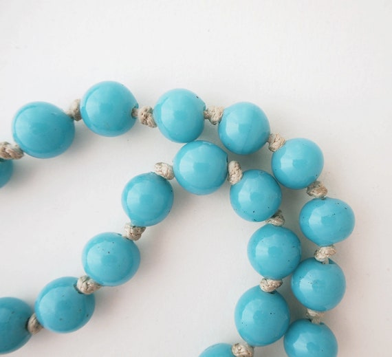 Vintage Beautiful Robin's Egg Blue Glass Beads Ha… - image 3