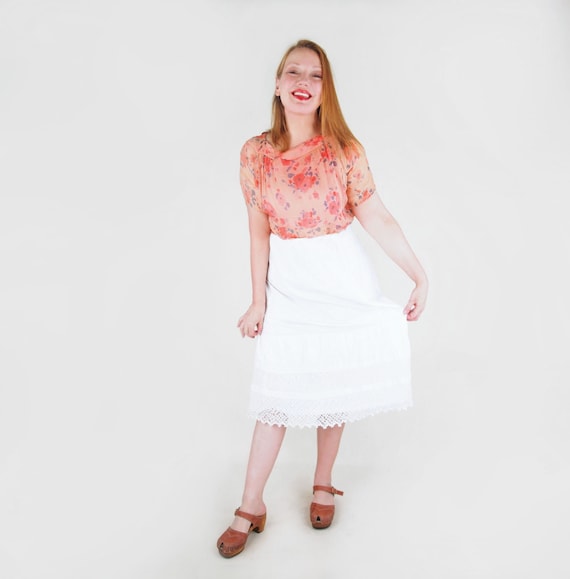 Teens 20s White Half Slip Summer Skirt with Hand … - image 1