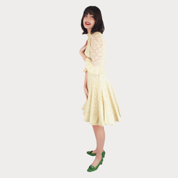 1960s Pale Green + Peach-Cream Lace Dropped Waist Party / Bridesmaid Dress - S - VFG Member