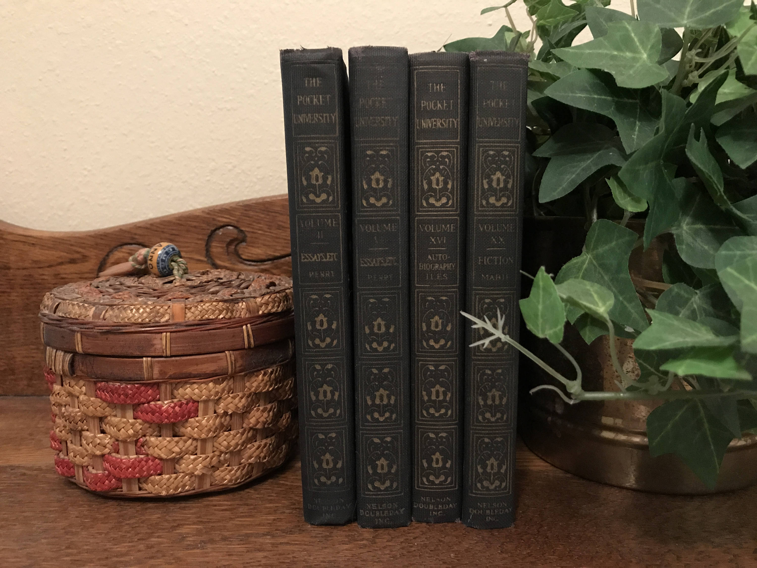 4 Vintage Blue Books The Pocket University Books Greatest Etsy