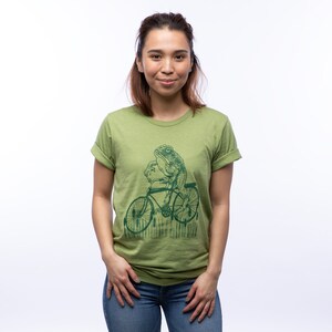 Frog Graphic Tee Shirt S