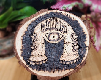Magic Monster Woodburn - Hand Stand