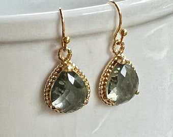 Gray Teardrop Earrings, Gold Wedding Jewelry, Bridesmaid Gift, Minimalist Style, Gardendiva