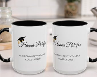 Anpassad examensmugg, klass 2026, examensmugg med eget namn, personlig examensmugg, personlig universitetsmugg, present till universitetsstudent