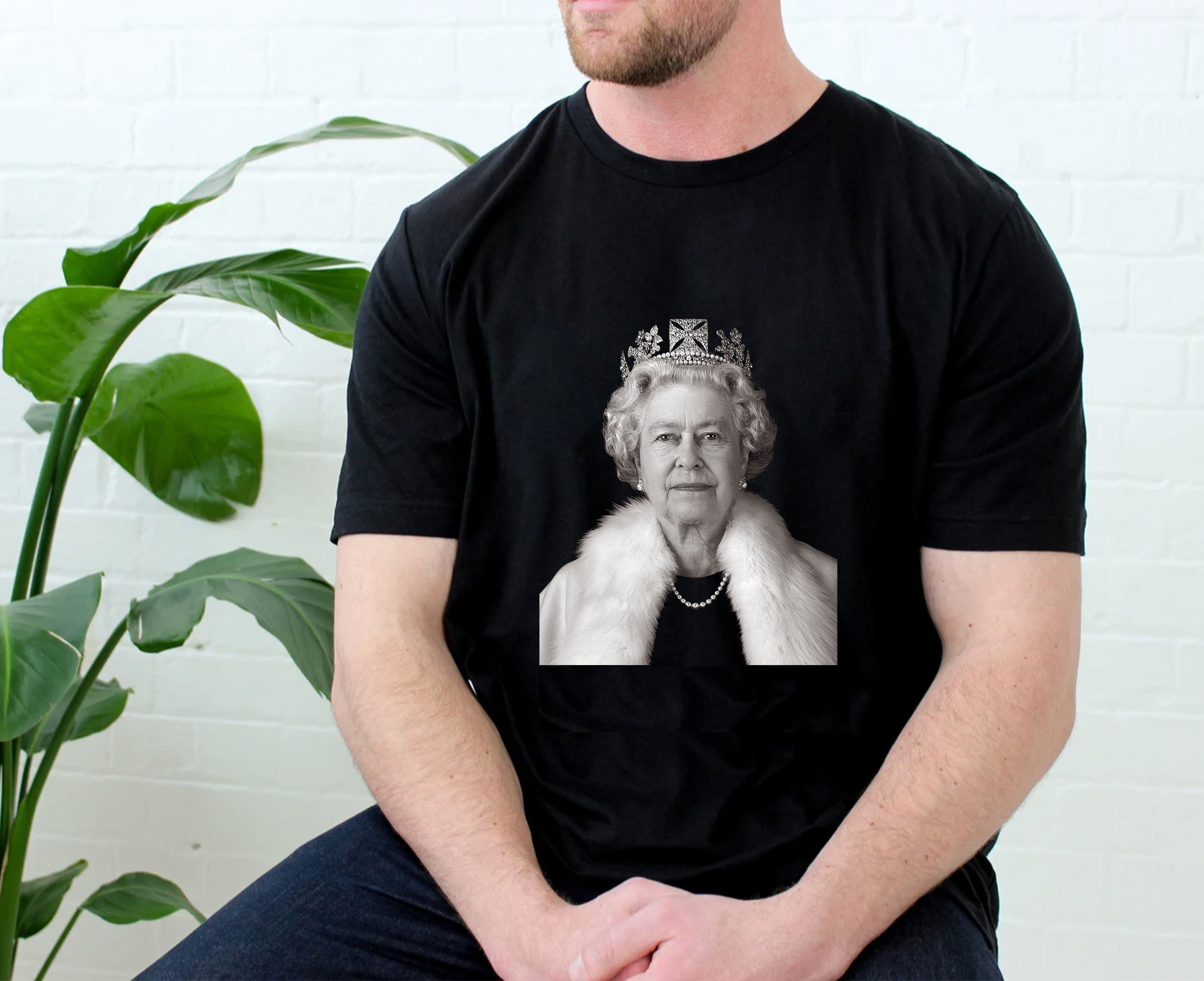 Discover RIP Queen Elizabeth sweatshirt, Queen Elizabeth in loving memory shirt, Queen Of England Since 1952, Queen Elizabeth memoriam tshirt