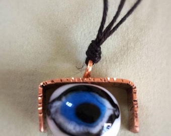 Evil Eye Pendant – Lampwork Glass Eyeball, Copper Framed Hemp Cord