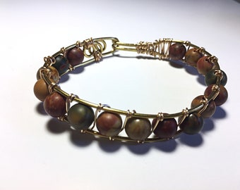 Brass wire and agate beads bracelet