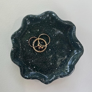Speckled Clay Jewelry Dish, Trinket Tray, Wavy Ring Holder, Green Ceramic Dish