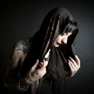 The Poisoner&#39;s Hooded Infinity Scarf