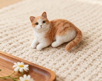 Custom Wool Felt Cat Sculpture – Needle Felted Cat Figurine, Easter Keepsake, Pet Memorial Gift
