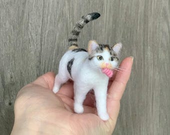 Handmade Needle Felted Cat Figurine, Custom Wool Cat Replica from Photo