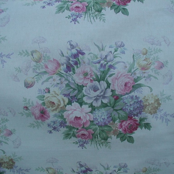 American Folk and Fabric Appreciation- Beautiful Pink Rose Bouquets RARE HTF