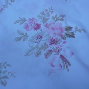RARE Rachel Ashwell Shabby Chic Heirloom Pink Roses on White 54&quot; wide BTY 100% Cotton Poplin