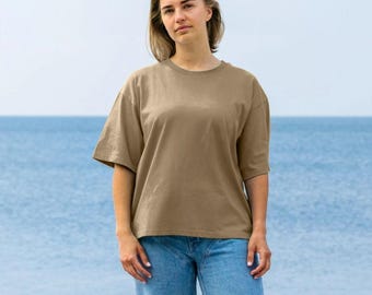 Camiseta oversized de algodão orgânico: camiseta feminina com caimento relaxado