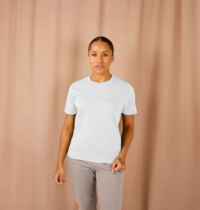Women's Organic Cotton Tee: Plain Sustainable T-Shirt image 8