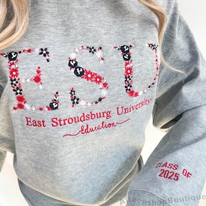 Sudadera con capucha bordada con letras florales de la universidad ESU, sudadera bordada de la hermandad de exalumnos de la universidad, regalo de regreso a la universidad