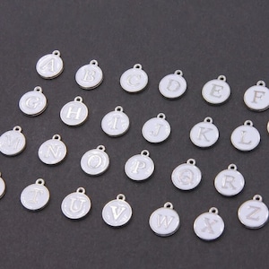 Silber Emaille Weiß Alphabet Charms Runde Zink Legierung Großbuchstabe Perlen Anhänger DIY Schmuckherstellung Zubehör &quot;A-Z&quot; 12 mm
