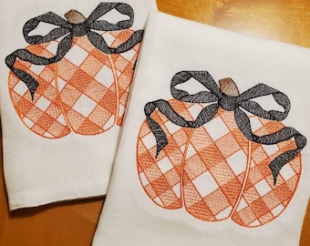 Custom Gingham Pumpkin with Bow ~ Kitchen or Linen Guest Towel ~ Monogrammed Pumpkin ~ Perfect for Fall & Halloween!