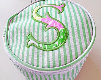 Round seersucker Cosmetic bag embroidered. Appliqué LP fabric Monogram . 5.5” wide . Green.  Zipper. Makeup or jewelry