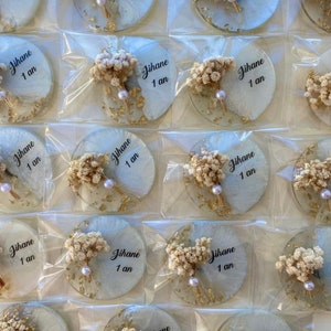 Bomboniere con magnete personalizzate, magneti in resina epossidica, regalo di fidanzamento, bomboniere per addio al nubilato, magnete con fiori secchi per gli ospiti, regali di nozze, magnete per matrimoni