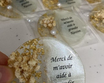 Personalized Wedding Magnet Favor, Epoxy Flower Fridge Magnet