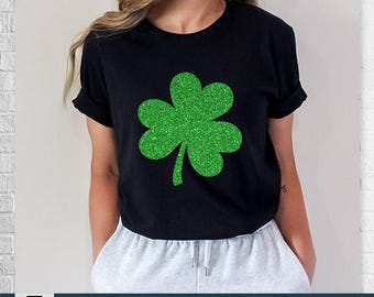 Glitter Effected Shamrock Shirt,St Patricks Day Shirt Women,Four Leaf Clover Crewneck,Irish Gifts,Lucky Shirt, Glitter Shamrock Shirt,Irish