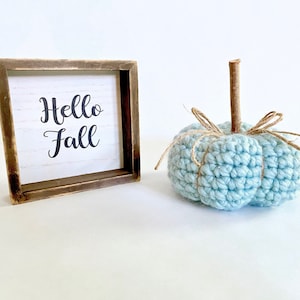 Calabaza de granja moderna, 70 colores, crochet, decoración de otoño, repisa, centro de mesa de Acción de Gracias, guardería para bebé niño, 4, 5, 6, 7, 8 pulgadas, azul claro