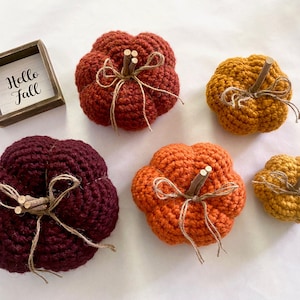 Crochet pumpkins, farmhouse fall decoration, knit autumn table centerpiece, Thanksgiving mantle decor, Halloween baby nursery, 4 5 6 7 8inch