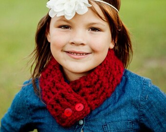 Toddler girl scarf button scarves warm cozy fall fashion chunky crochet neck warmer knit cowl gift for her mom girlfriend cranberry red