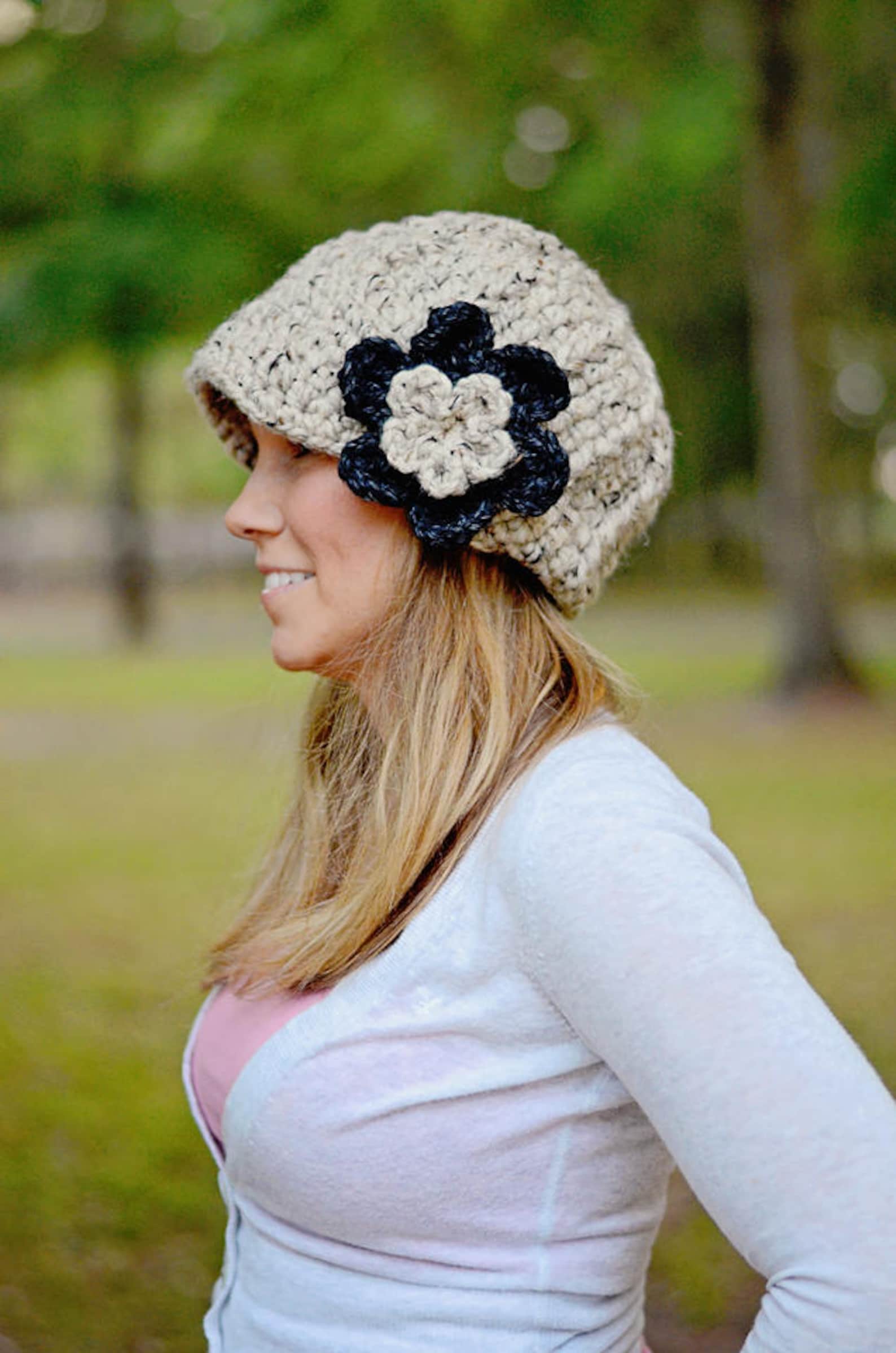Bonnet D'hiver Tricoté Main Pour Petite Fille - Taille Unique Extensible - Violet - Neuf Sans étiquette