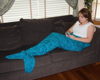 Adult Mermaid Tail Blanket Knitting Pattern  - PDF 415a - INSTANT DOWNLOAD -- Circular and Back-and-Forth Options Included