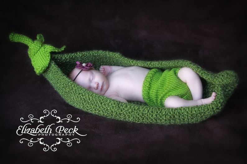 Pea Pod Photo Prop Knitting Pattern for Newborn Photography, PDF 112 INSTANT DOWNLOAD Over 50,000 patterns sold image 1