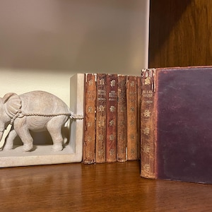 1902, Bleak House by Charles Dickens, Antique/Vintage Leather-Bound Classic