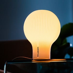 Philo Lamp: 3D-printed in London. Table lamp, bedside lamp, ambient light. Simple, modern, cozy, unique, unusual, recycled, soft desk light.